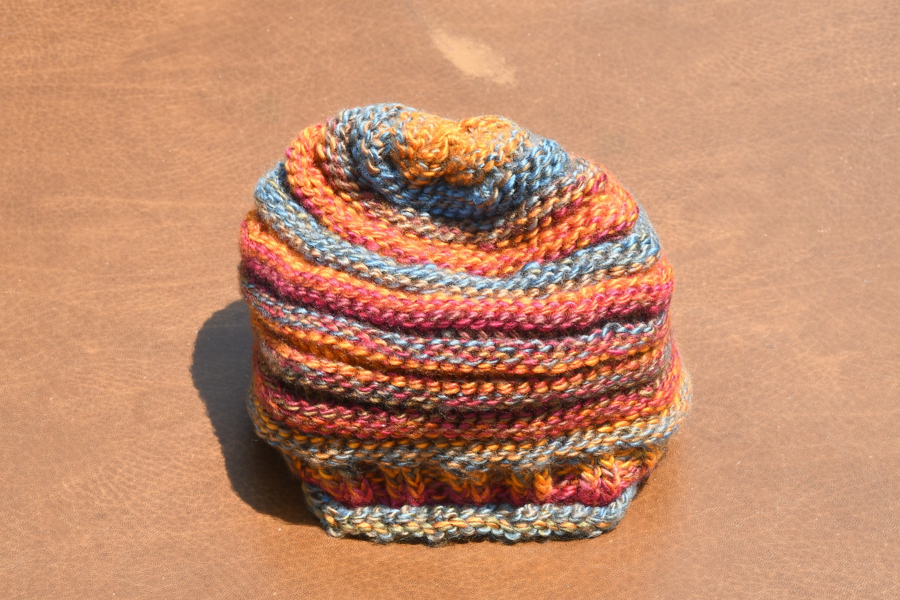 Handmade knit hat, color: Sunrise