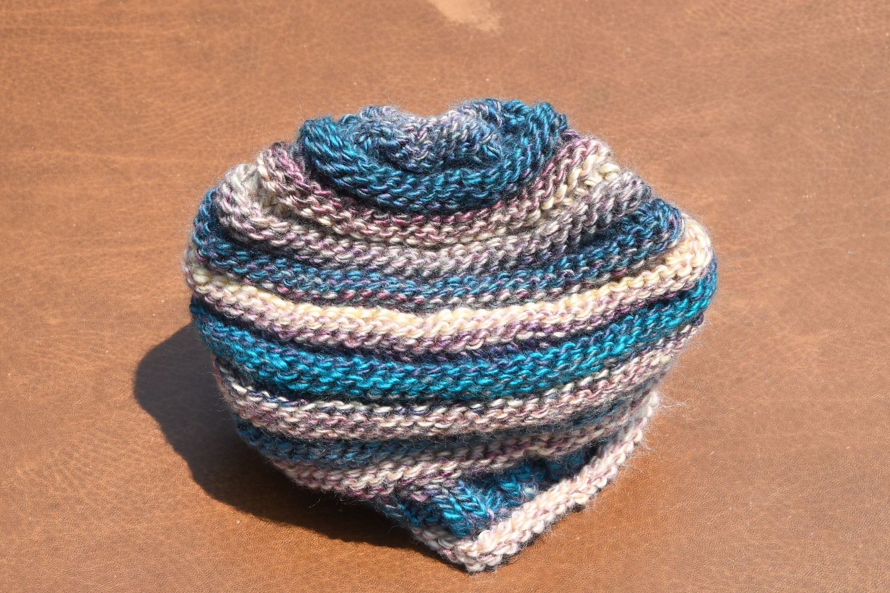 Handmade knit hat, color: Tealberry